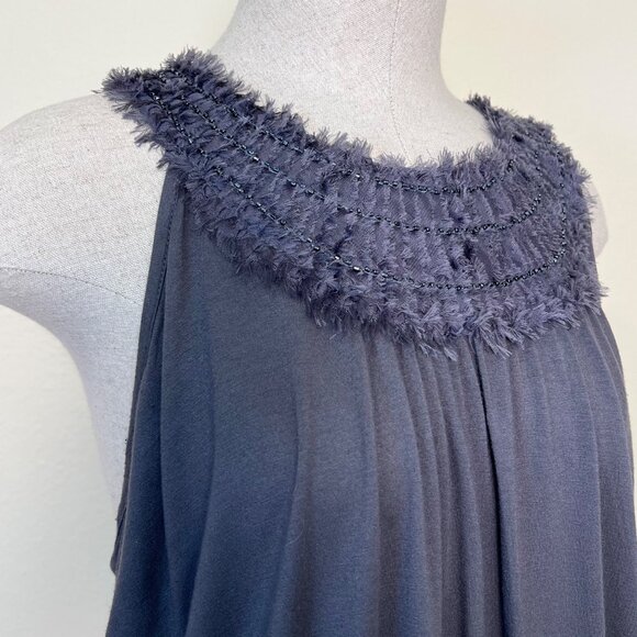 WEST KEI Charcoal Gray Sleeveless Bubble Top With Textured Neckline Size L - Picture 2 of 7